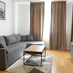Snjezna Dolina - 4*