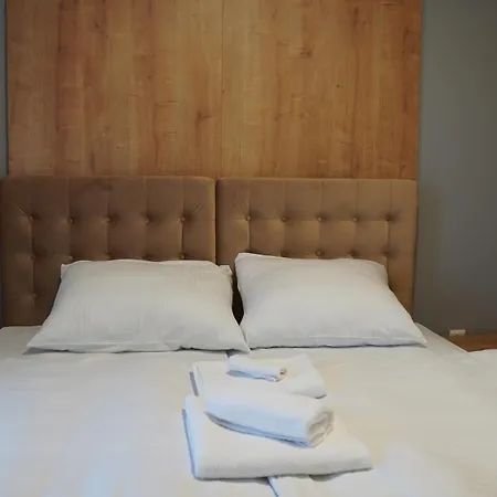 Snjezna Dolina - 4*